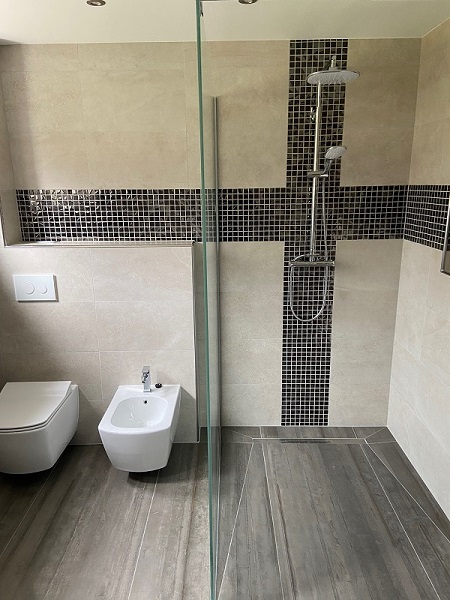 Dusche-WC
